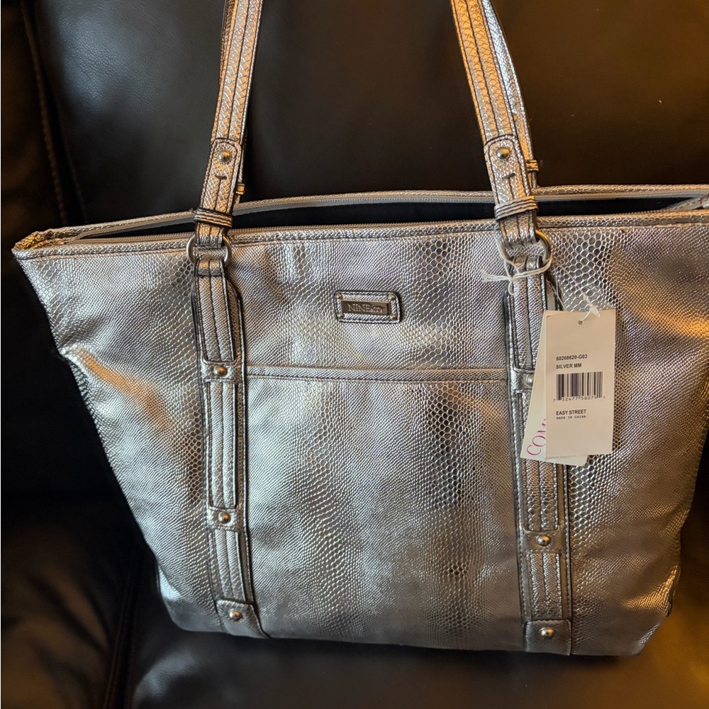 Nine West Metallic Silver Women's pocketbook - Picture 4 of 5